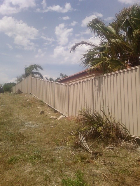 Colorbond follows the lay of the land by Quality Pool fencing